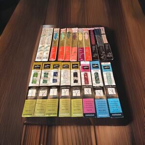 19 Assorted Brands, Sizes, Colors, Styles Vintage Clothing Sewing Zippers￼